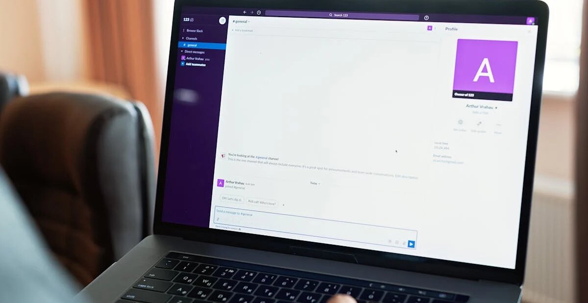 Web Tasarım Hizmetleri ile Markanızı Nasıl Öne Çıkarabilirsiniz?
